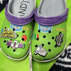 Buzz Lightyear 🔥Crocs classic clog With Tags 🏷️ Junior 3m – 5w