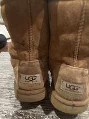 UGG Australia Kids Size 6 ,Classic Short Boots Chestnut 5251 Y Youth