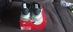 Noir and Summit white and teal airmax 270 6y
