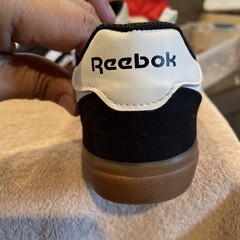 Reebok Classics Black White – Size 3 Kids Sneakers Shoes