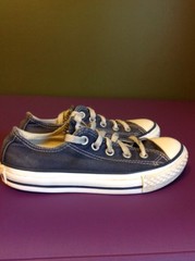 Converse Classic All Stars Navy Canvas Shoes Size 12 Youth Blue Gym Sneakers