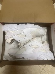 Size 5 (GS) – Nike Huarache Run Low White Pure Platinum