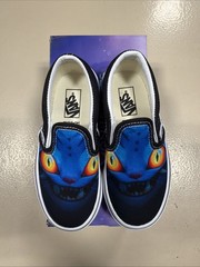 VANS Classic Slip-On “KPop Demon Hunter” Colorway PS Size 12Y VN000EECBMA
