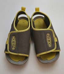KEEN Unisex Kids Child Knotch River Open Toe Sandals Gray/Yellow Size 8