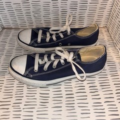 Converse All Star Chuck Taylor Low Top Navy Canvas Youth Shoes Size 3 3J237
