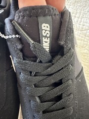 Nike SB Team Classic Black/Light Bone-White U.S. Youth Size 4 AH3360-003 UNWORN