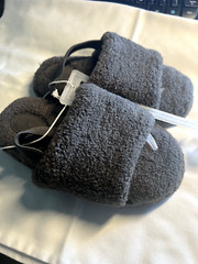 Toddler Single Strap Faux Shearling Slippers XL ~ 11/12 – CAT and JACK NEW!!!