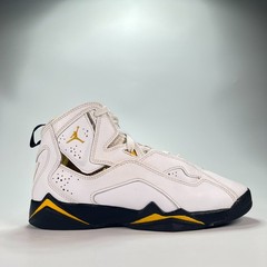 Air Jordan True Flight White Yellow Basketball Shoes 343795-107 Youth Size 6Y