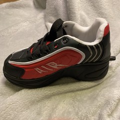 Air Wave Size 1 Wheel Roller Shoes, Black and Red, New In Box