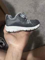 Stride Rite Made2Play Gray/Black Hook & Loop Athletic Sneakers Kids 2M