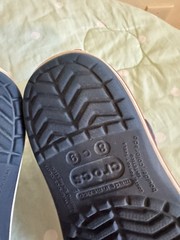 Crocs Classic Unisex Kids Clogs – Size 8/9 Navy Blue