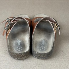 Cat & Jack Drew Double Buckle Sandals Brown Unisex Kids Size 1 Pre-Owned