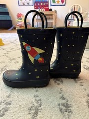 Cat & Jack Toddler Rainboots Size 7 Navy Blue Space Planets Design