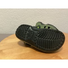 Crocs Clogs Kids Size C9 Green Dinosaur 3D Eyes Spikes Reptile Print Slip On