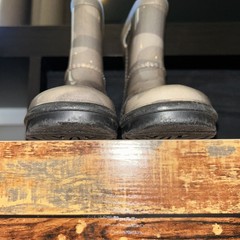 Ugg toddler rain boots size 10 grey camo worn 1 time