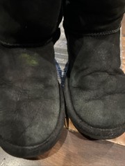 UGG Classic Short Boots Kids Size 3 Black Suede Sheepskin Fur Lined 1017703K