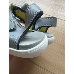 See Kai Run Basics Logan Gray Lime Water Friendly Sandals Kids Size 11 boys easy