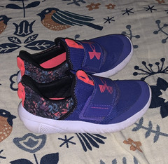 Under Armour Surge Kids Athletic Sneakers Hook & Loop Mesh Purple Pink 3Y