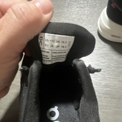 ON clouds toddler 11c new without box.