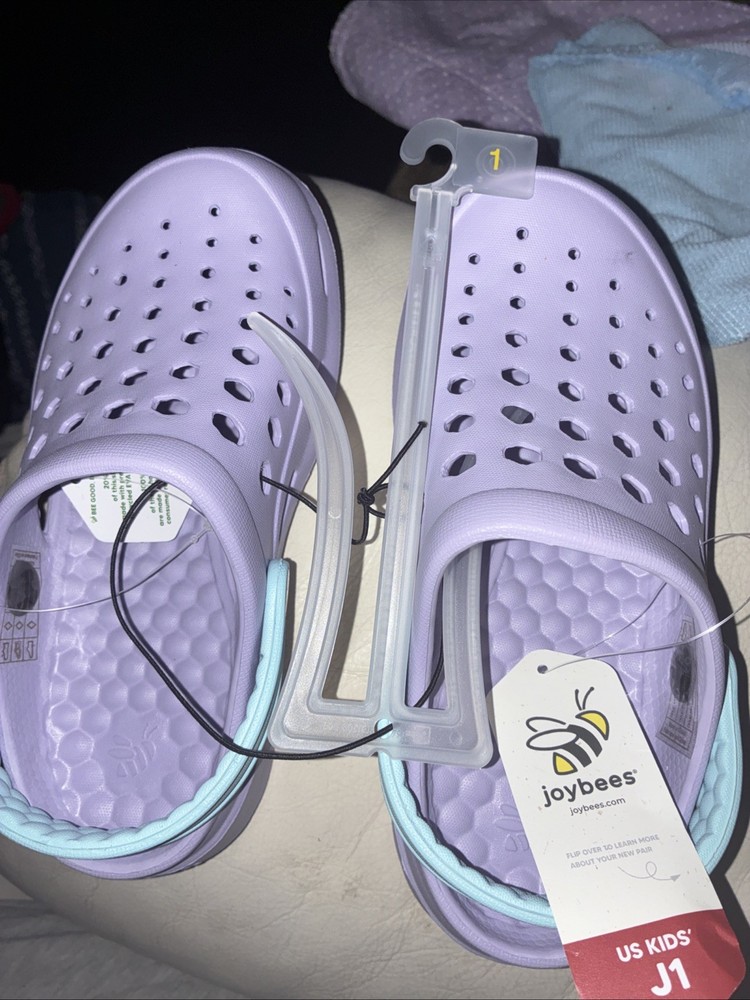 NEW Joybees Big Kids Dylan Slip-On Clogs Shoe Purple Sandal Water – Size 1 J1
