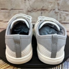 Carter’s Kids White Double Hook and Loop Low Top Simple Joys Sneakers Size 10