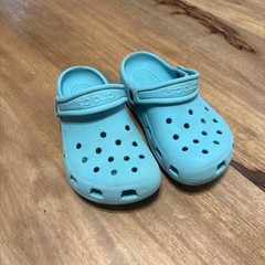 Crocs Kids Size 1 J Light Blue Clog