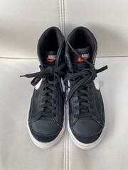 Size 4.5 (GS) – Nike Blazer Mid 77 Black White