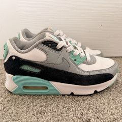 Nike Air Max 90 Sneaker White Gray Mint Green Lace Up Size 2Y