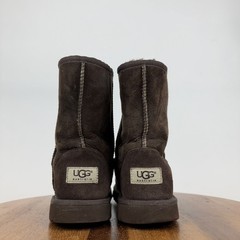 Big Kids Ugg Classic Short II Brown Shearling Lined Comfort Boots Size 5 Y GUC