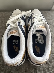 Nike Dunk Low White Wheat Midnight Navy Boys US 5 Uk 4.5 NOS