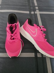 Nike Star Runner 2.0 Engineered For Speed Pink White Black U.S. Size 3.5Y