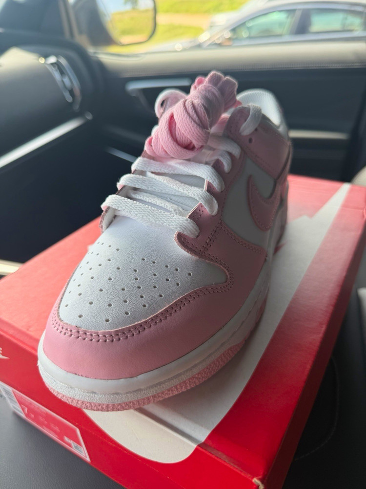 Nike Dunk Low (GS) White/Soft Pink Leather Low Top Sneakers 7Y FB9109-125