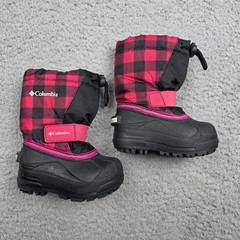 Columbia Powderbug Plus II Snow Boots Kids Size 6 Red Black Buffalo Plaid Plaid