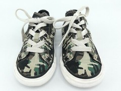 Converse One Star Chuck Taylor Infant 8 Low-Top Canvas Shoes Camouflage 727280FT
