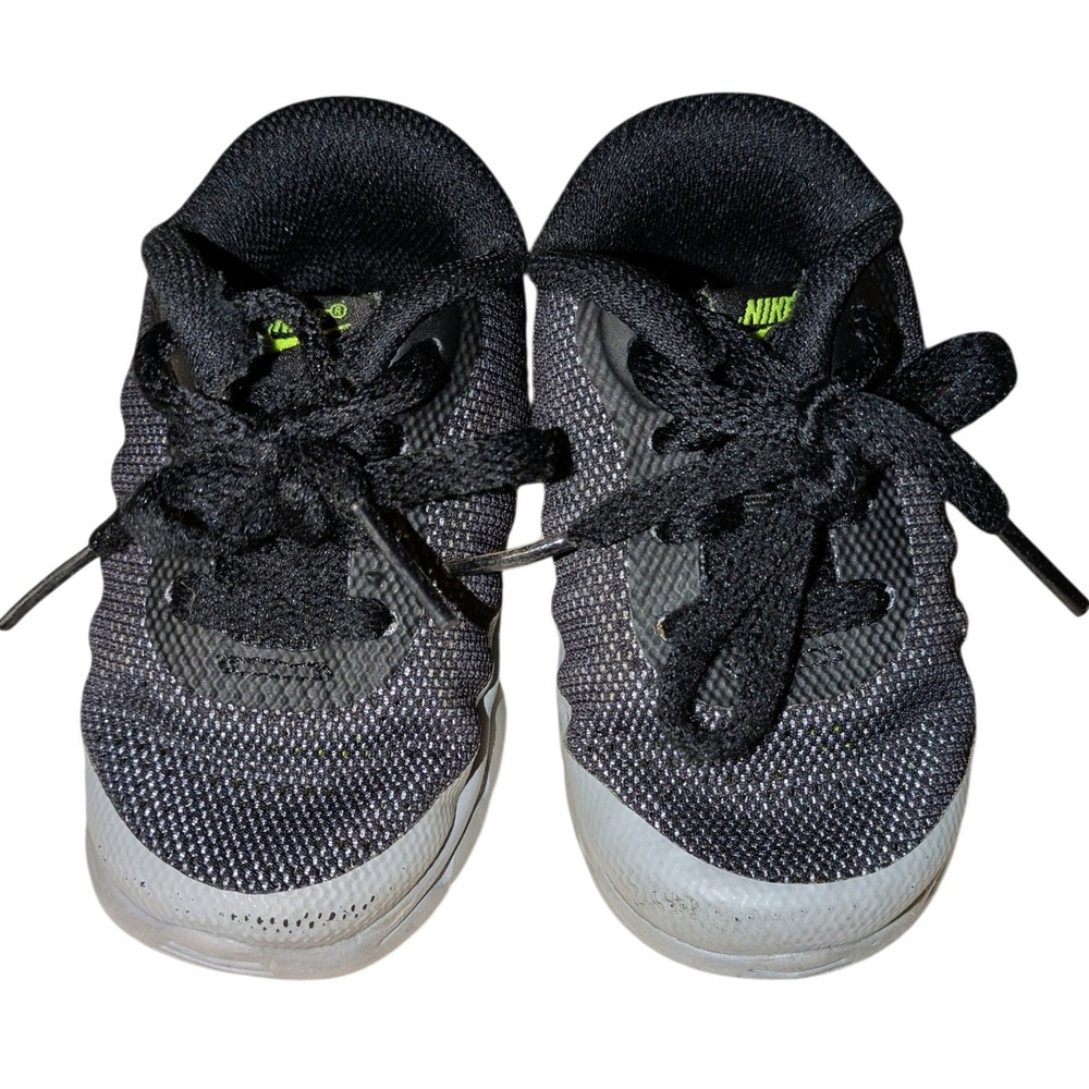 Baby Nike Air Max Invigor Sneakers Size 4