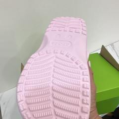 Crocs Classic Floral Cut Out Clog Unisex Kids Slip Sz 3 youth or – 4 women pink
