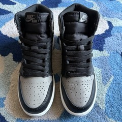Air Jordan 1 Retro High OG „2018 Shadow“ GS 4.5Y Black Grey 575441-013 Used