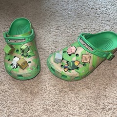 Minecraft Crocs J5, T-shirts, Hat, & Backpack W/Lunchbox Lot