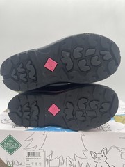 Tried On Muck Element Kids Pink Pull On Waterproof Comfort Mid Boots 1 Youth