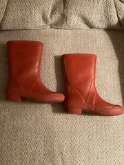 Red Rubber Waterproof Mid-Calf Rain Boots Unisex Kids Pull On Flat Toe