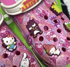 Crocs Hello Kitty 🔥 Crocs classic clog With Tags 🏷️ c9 child 🧒🏻 Fast…
