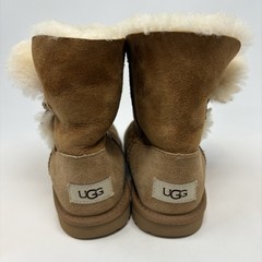 UGG – Bailey Button II „Big Kids“ Sz 3 Girls