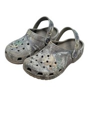 CROCS Kids Camo Slip-On Clogs with Heel Strap (Size J 1)