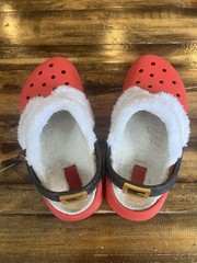 Crocs Classic Lined Santa Claus Clogs Kid Size 3 Slip-On Shoes Christmas Red EUC