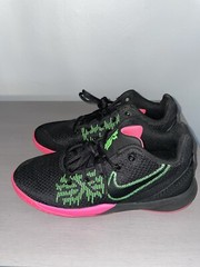 Nike Kyrie Flytrap 2 AQ3412-005 Unisex Kids Black Basketball Shoes Size 7Y Wmns9