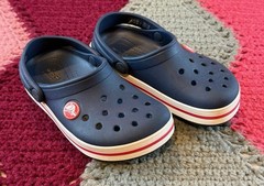 Crocs Clogs Kids Size C9 Navy Blue Crocband Sporty Racing Stripe Slip On Shoes