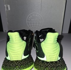 Size 4k – Adidas 4DFWD Pulse Running Shoes