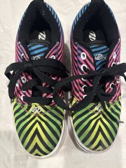 Healy’s Pro 20 Prints In Black Rainbow Tide Zebra Built In Wheels Youth Size 2