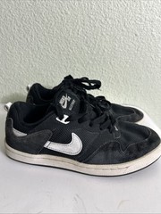 NIKE SB ALLEYOOP‘ BLACK WHITE SIZE 4.5Y GS CJ0883-001