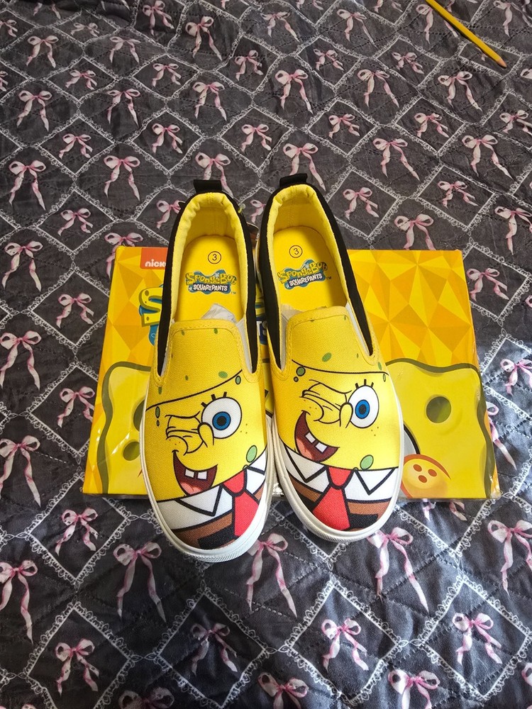 SpongeBob Squarepants Slip On Canvas Sneaker Shoes Size 3 New!